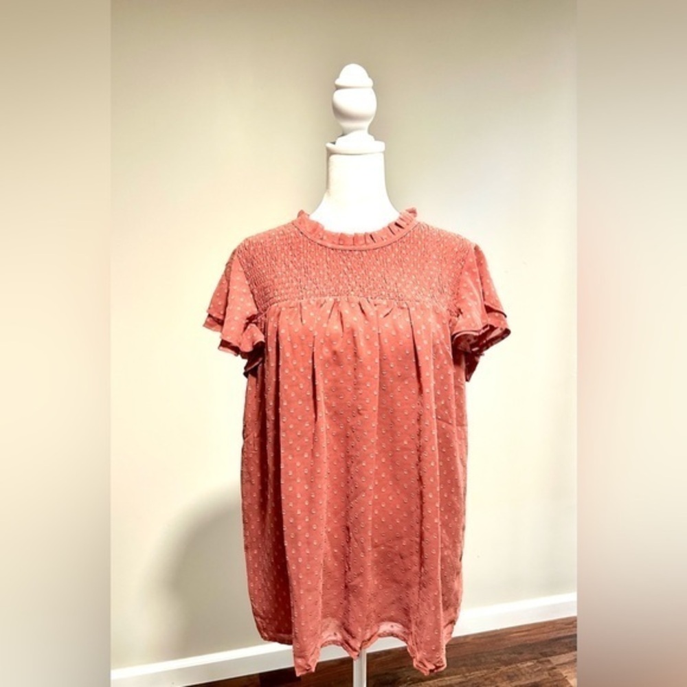 WOMEN’S LARGE SMOCKED TIE-BACK FLUTTER SLEEVE TOP
